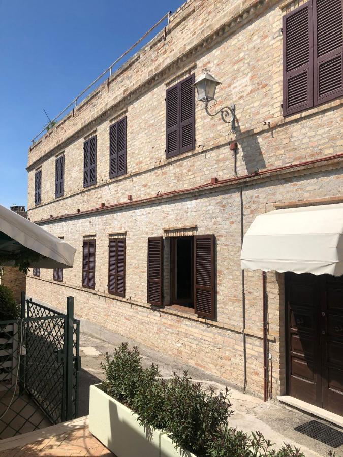 Castello - Solo Pernotto Otel Cupra Marittima Dış mekan fotoğraf